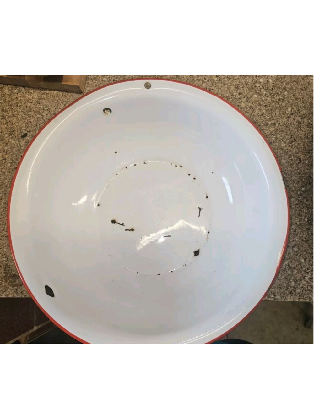 Vtg White Enamel Large Dishpan with Red Rim 13" x3.5" With Hole to hang Up.